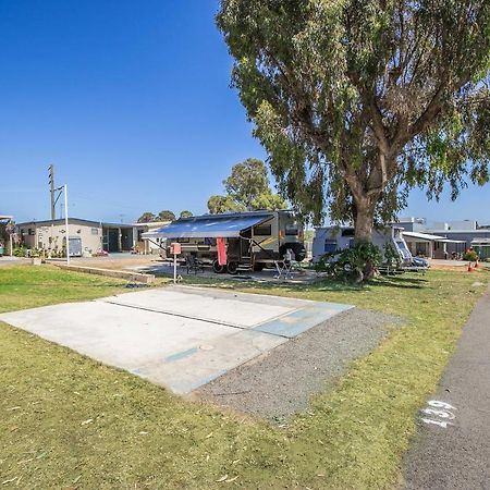 Twin Waters Caravan Park Dawesville Buitenkant foto