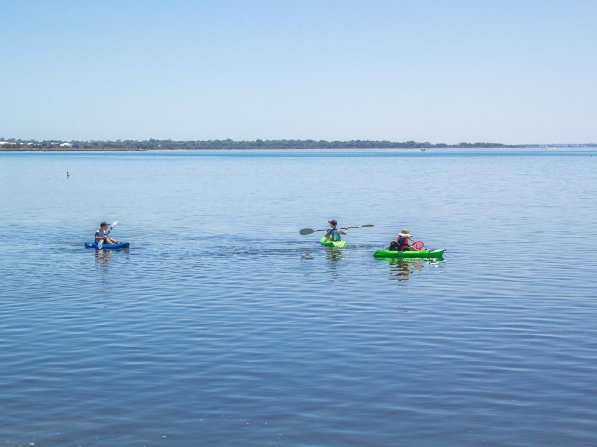 Twin Waters Caravan Park Dawesville Buitenkant foto